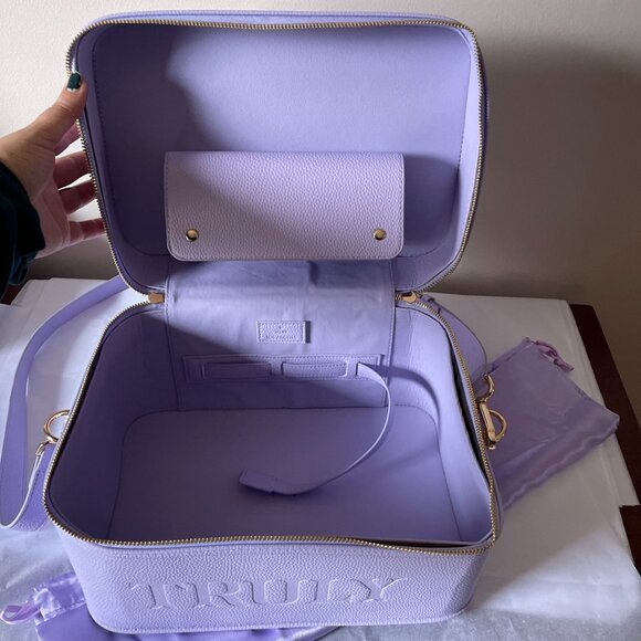 Truly Beauty Amalfi Luxury Vegan Leather Travel Trunk in Lilac - Picture 7 of 14